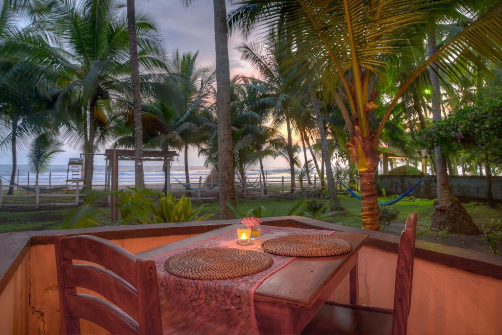 Encantada Ocean Cottages 埃斯特里略埃斯特 外观 照片
